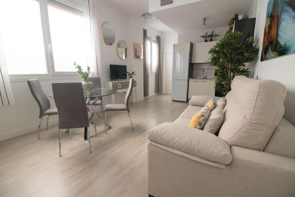 Trinidad Aparment Apartment มาลากา ภายนอก รูปภาพ